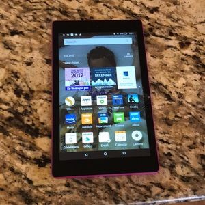 Kindle cracked screen, still works 13 fb